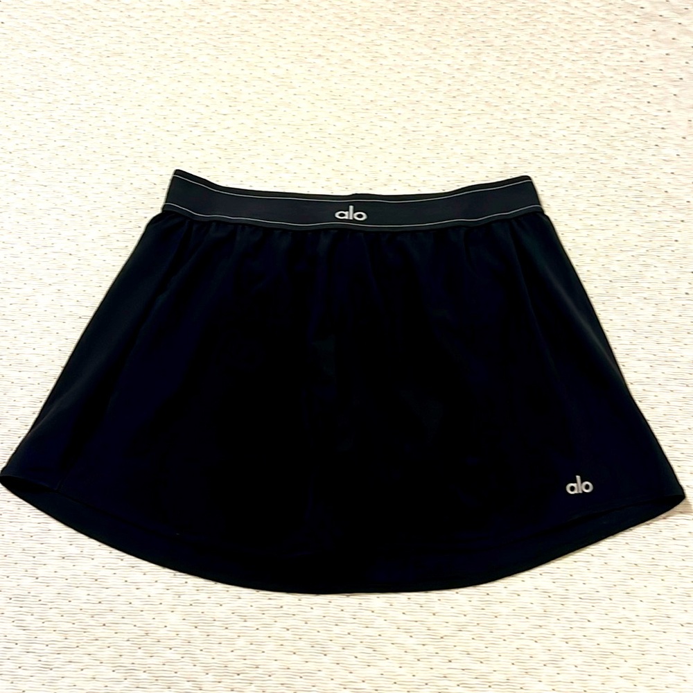 Alo skirt
